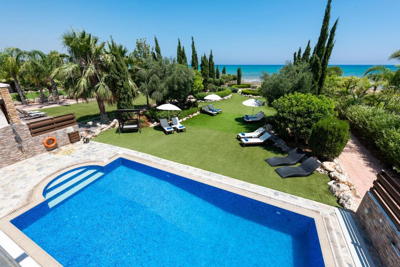Sea Front Oceanus H3 By Ezoria Villas Ayia Napa Exterior photo