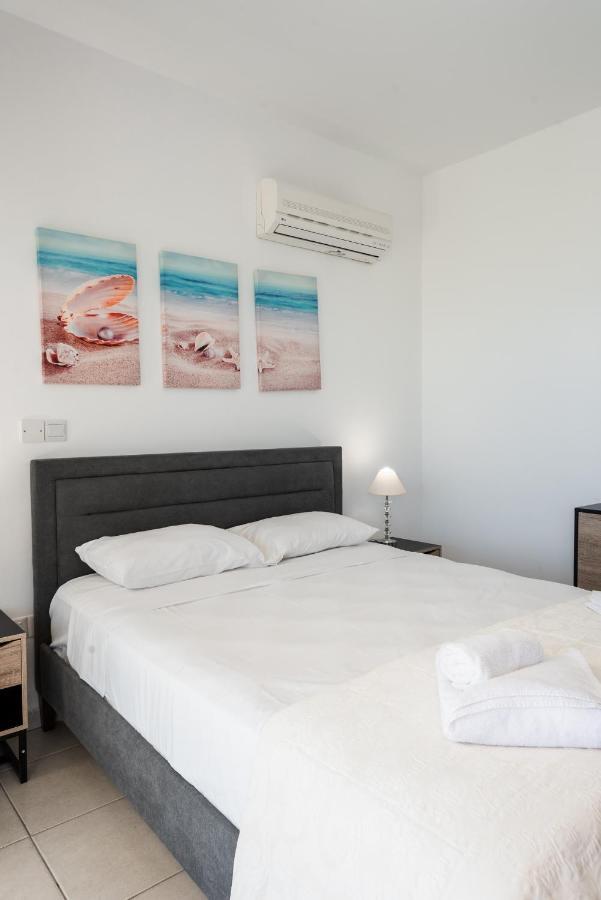 Sea Front Oceanus H3 By Ezoria Villas Ayia Napa Exterior photo